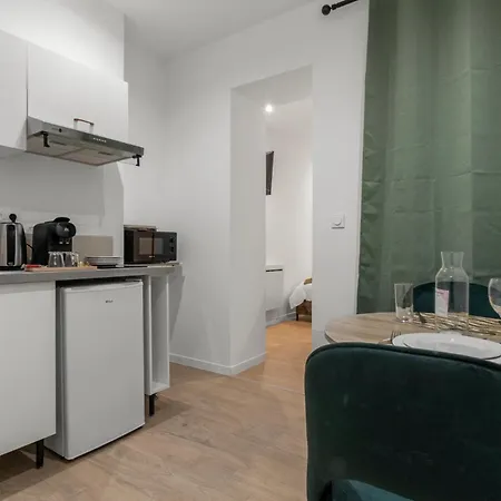 Appartement Pomme Rouge *